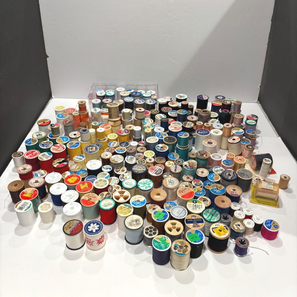 Huge Mixed Lot Vintage Sewing Thread Spools Wooden Plastic Coats Clarks Talon
